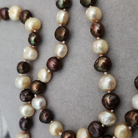 Vintage Bronze freshwater pearls, 50 inches - Picture 2 of 3